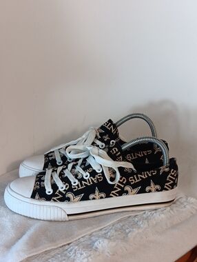 FOCO Women's Size 9 Black Canvas Team Logo Sneakers